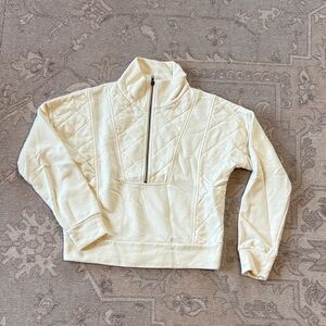 Evereve Ivory Quilted Sweatshirt